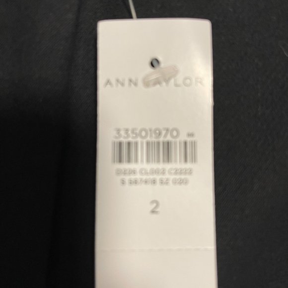 NWT - Ann Taylor The High Rise Eva Ankle Pant, Size 2, Color Black - Picture 3 of 5